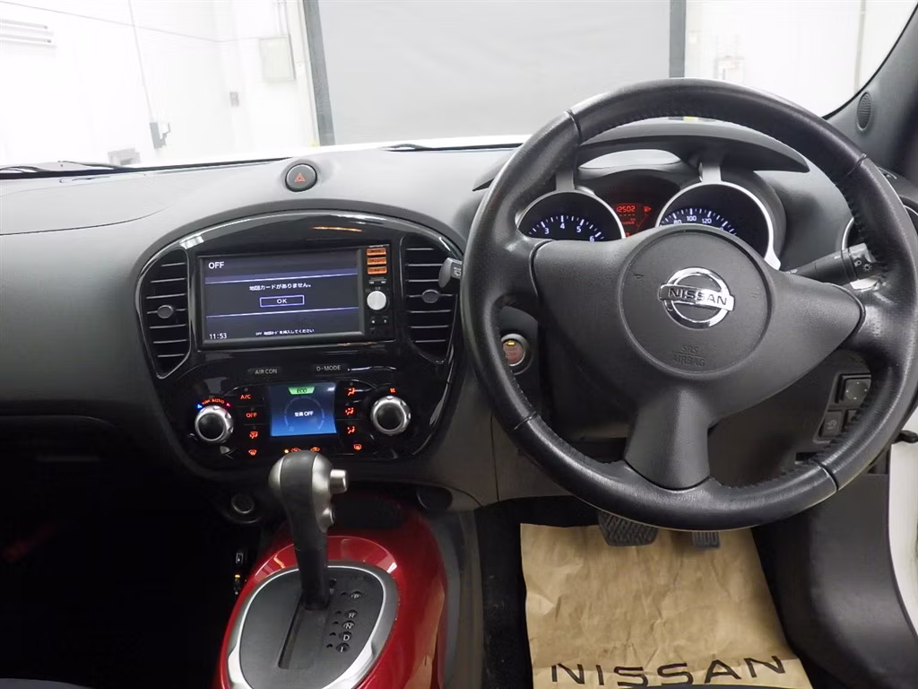 NISSAN JUKE