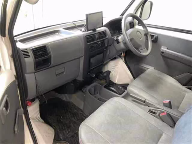 MITSUBISHI MINICAB