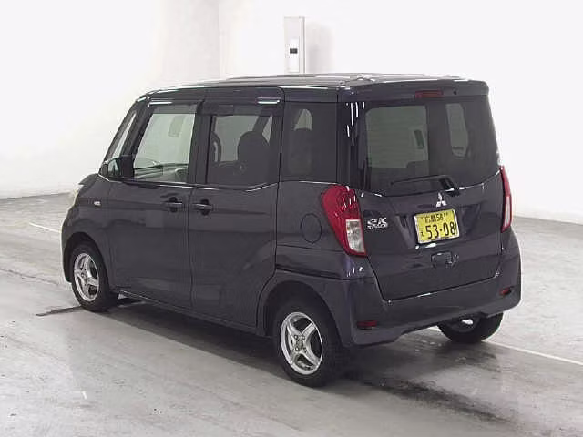 MITSUBISHI EK SPACE