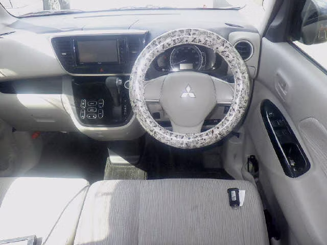 MITSUBISHI EK SPACE