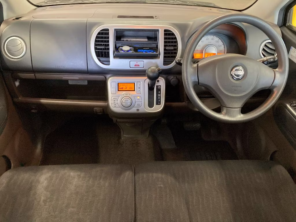 NISSAN MOCO