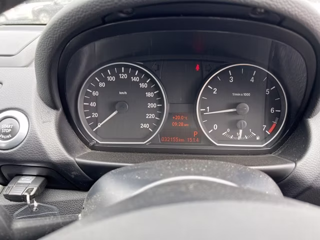 BMW 1-SERIES