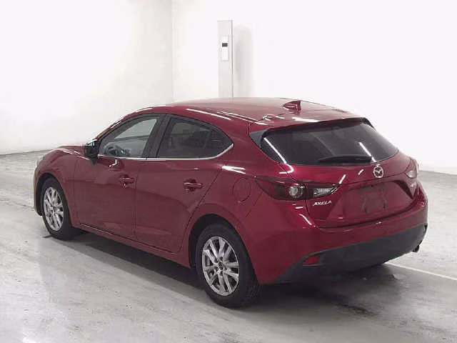MAZDA AXELA