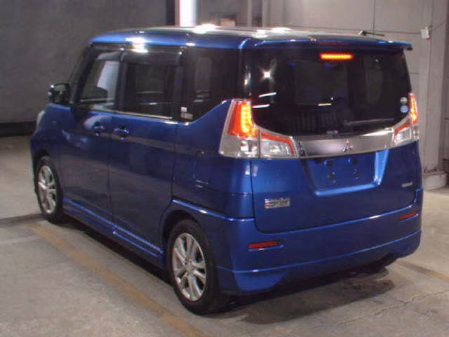 MITSUBISHI DELICA D:2