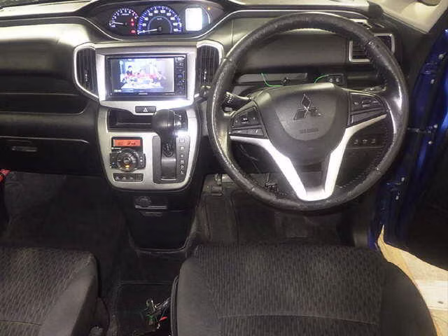MITSUBISHI DELICA D:2