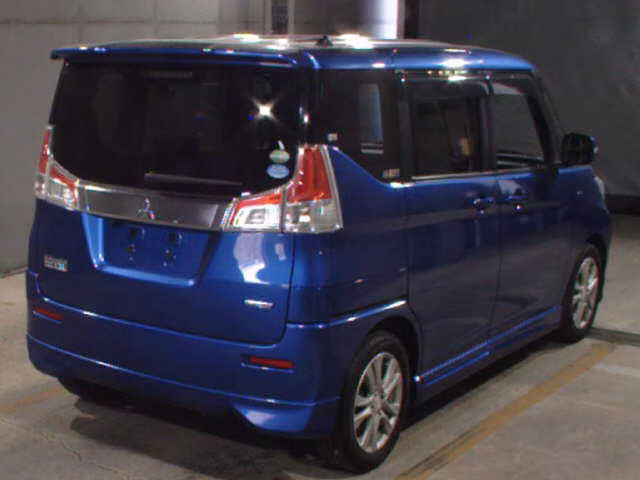 MITSUBISHI DELICA D:2