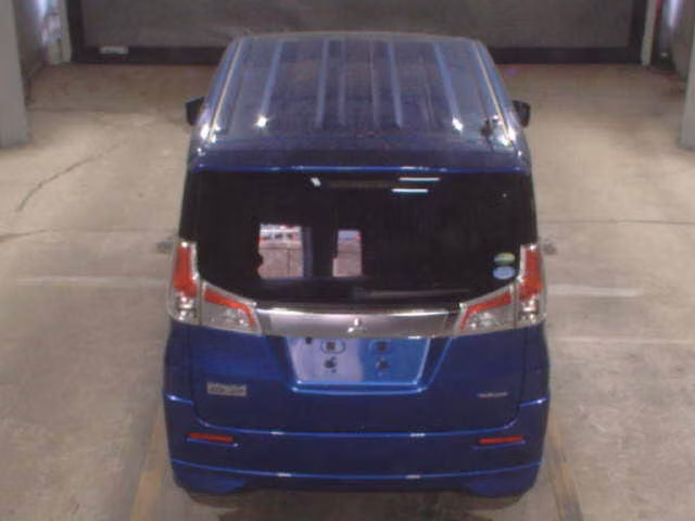 MITSUBISHI DELICA D:2