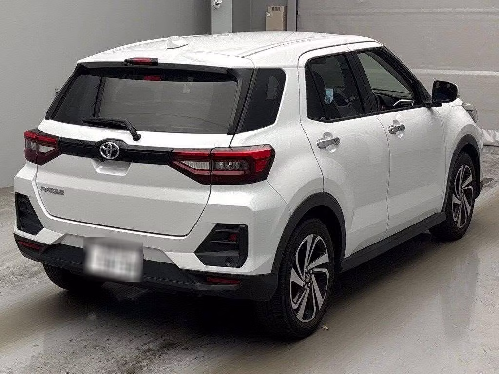 TOYOTA RAIZE