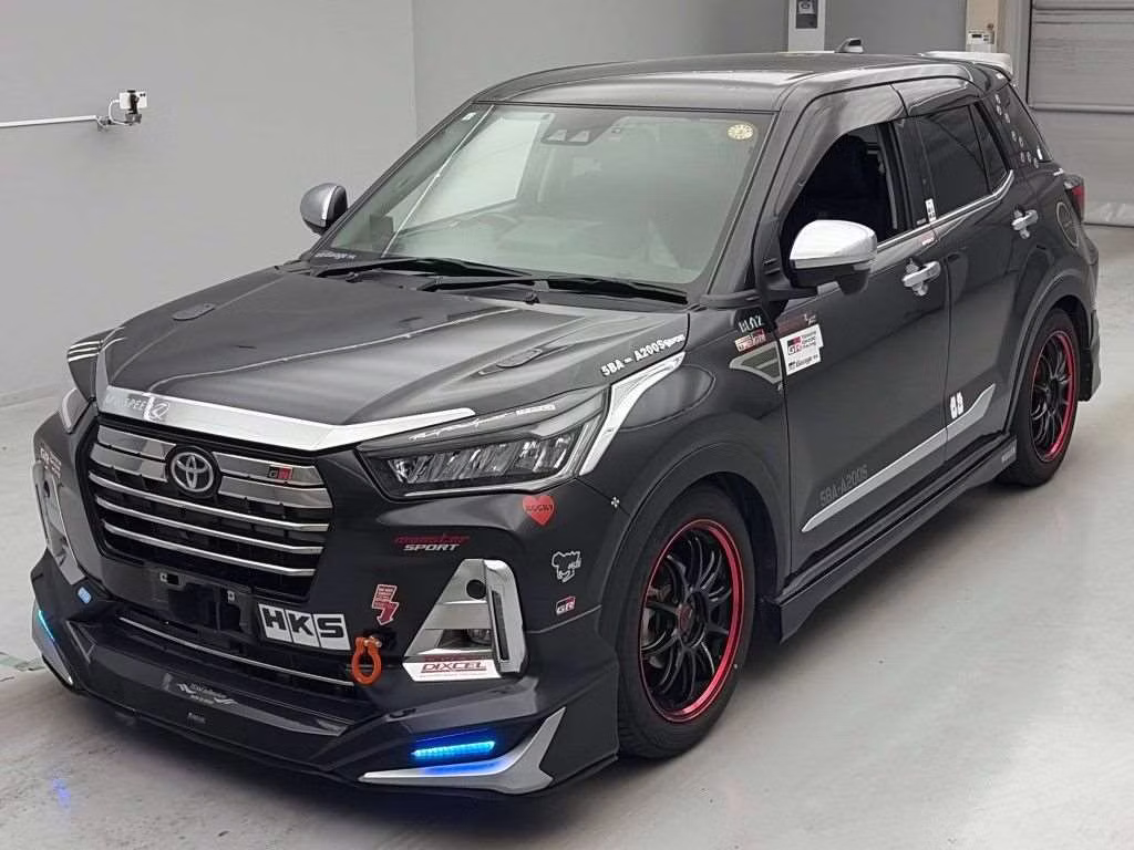 DAIHATSU ROCKY