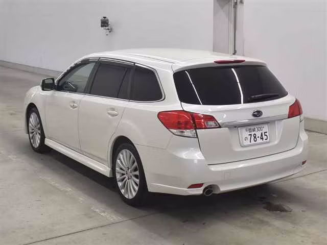 SUBARU LEGACY