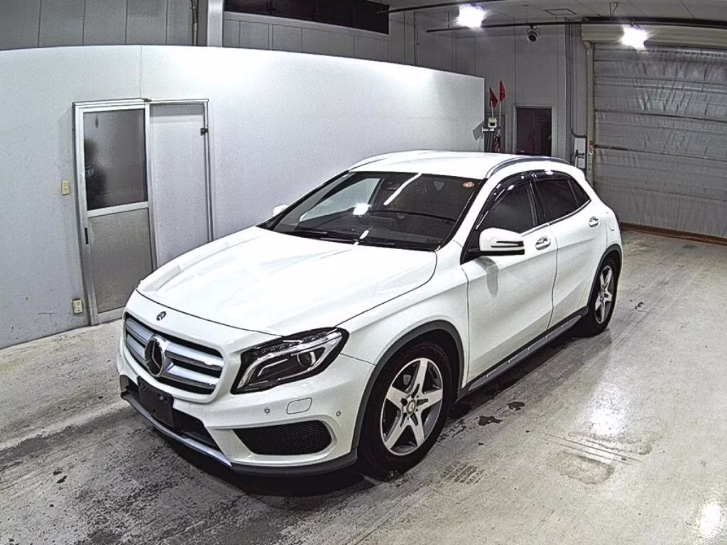 MERCEDES-BENZ GLA-CLASS