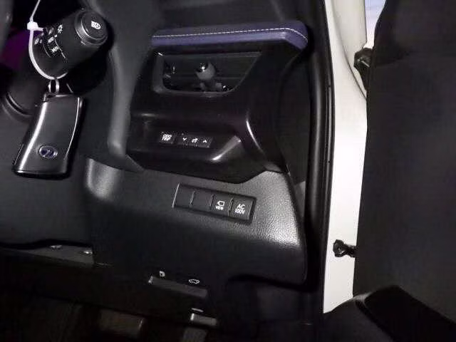LEXUS UX250H