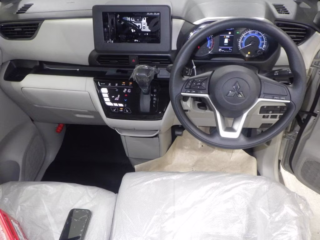 MITSUBISHI EK SPACE