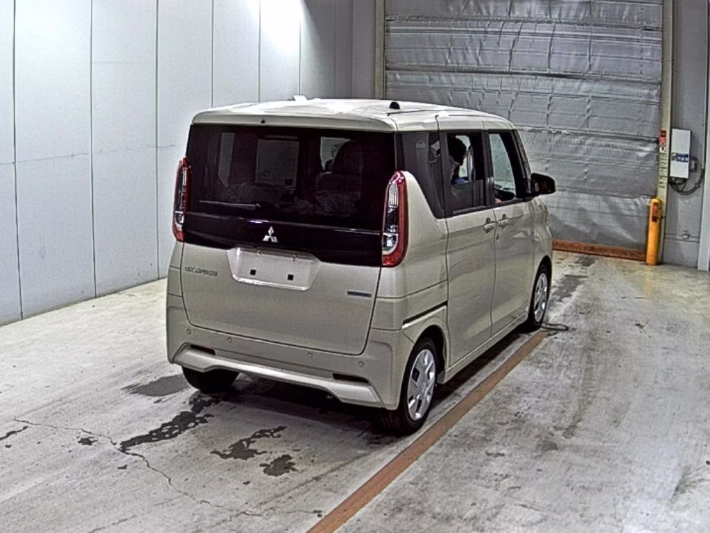 MITSUBISHI EK SPACE