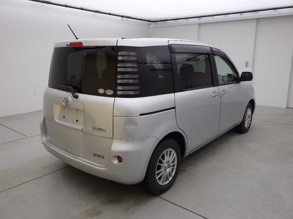 TOYOTA SIENTA