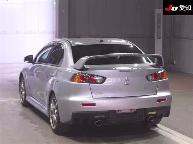 MITSUBISHI LANCER EVOLUTION
