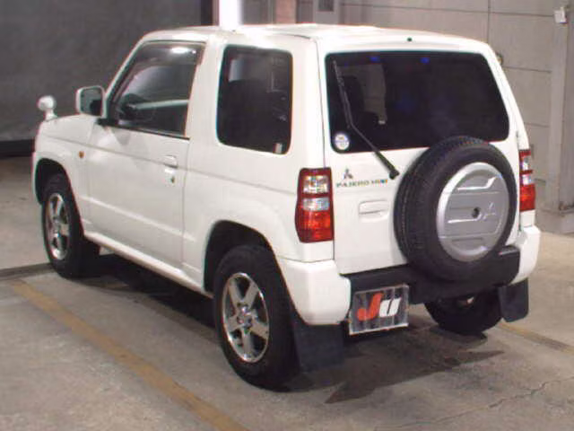 MITSUBISHI PAJERO MINI
