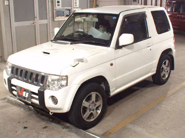MITSUBISHI PAJERO MINI