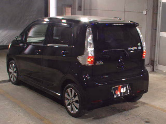 MITSUBISHI EK CUSTOM
