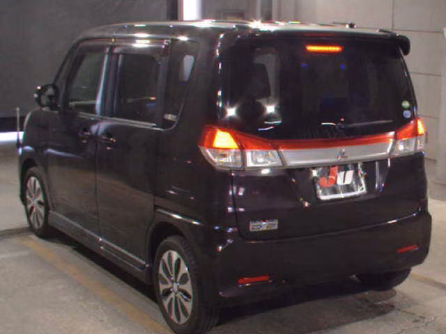 MITSUBISHI DELICA D:2