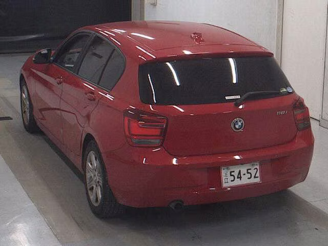 BMW 1-SERIES