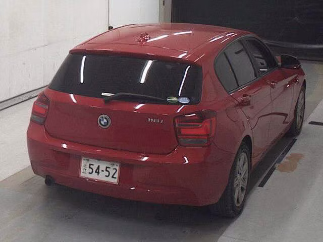 BMW 1-SERIES