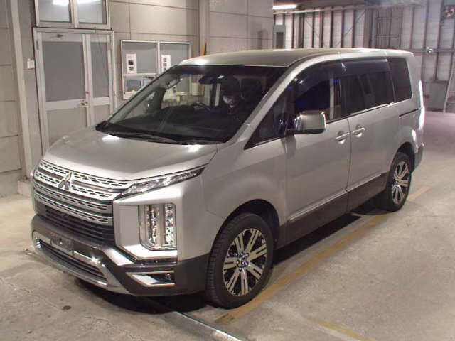 MITSUBISHI DELICA D:5