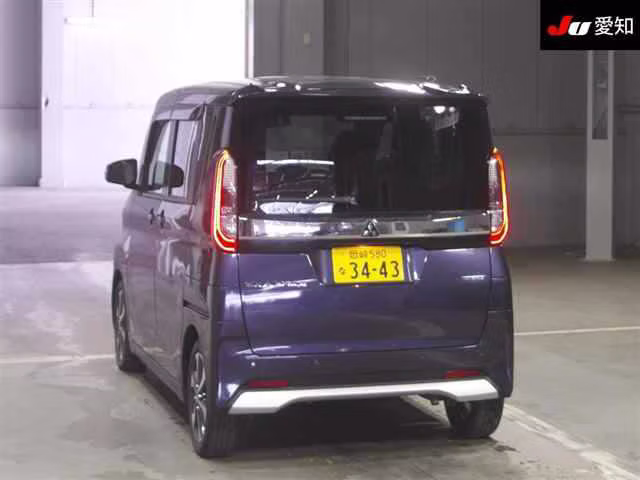MITSUBISHI EK SPACE