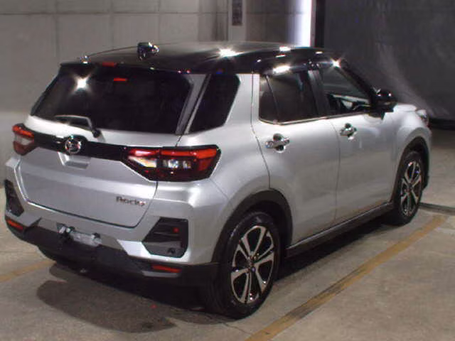 DAIHATSU ROCKY