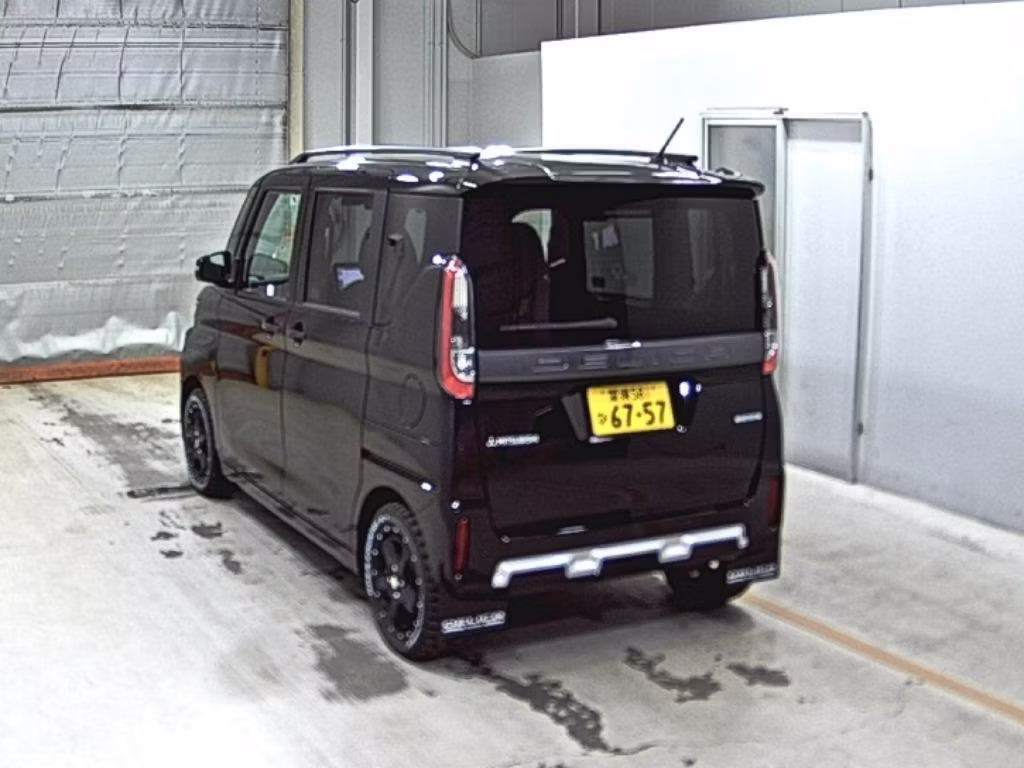 MITSUBISHI DELICA MINI