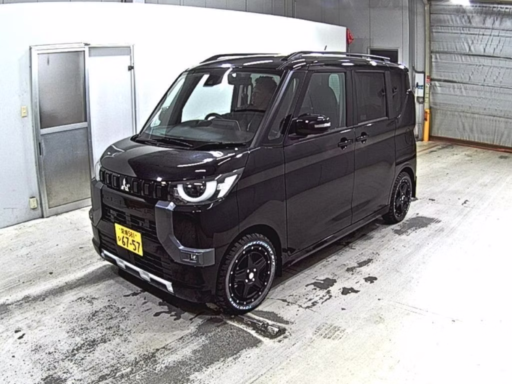 MITSUBISHI DELICA MINI