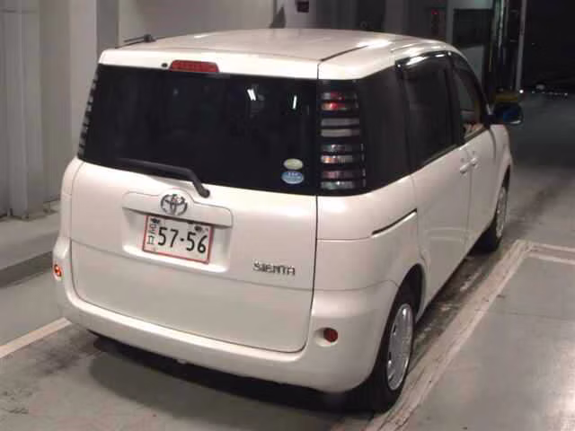 TOYOTA SIENTA