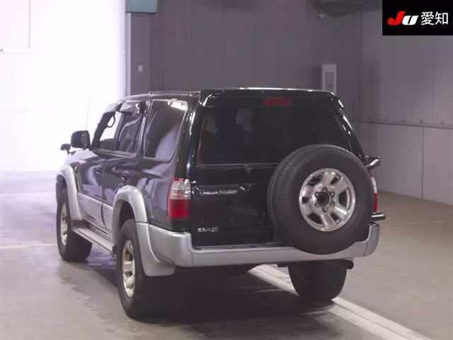 TOYOTA HILUX SURF