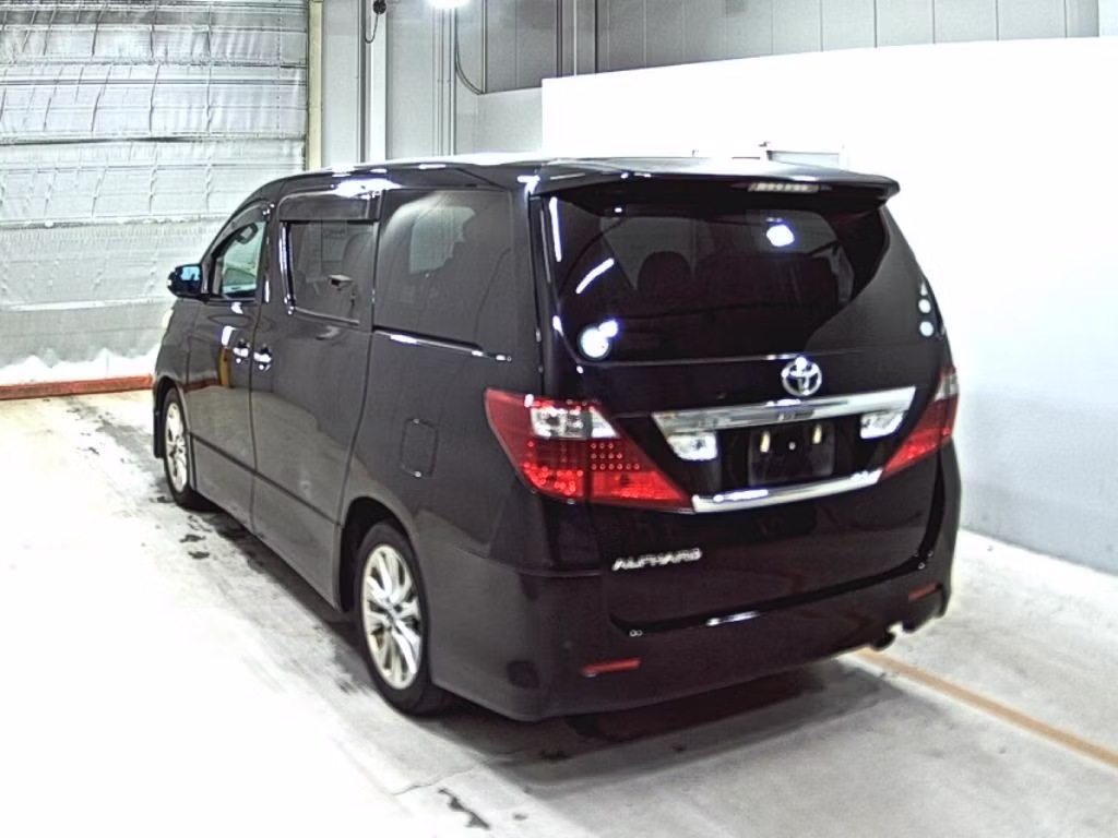 TOYOTA ALPHARD