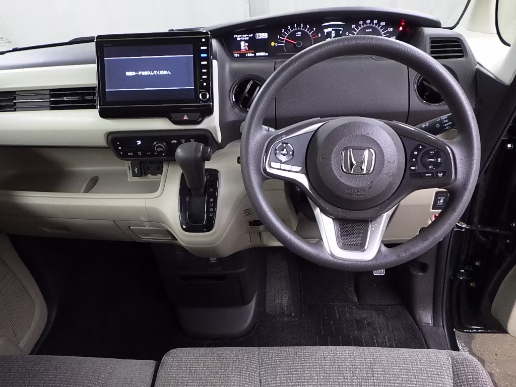 HONDA N-BOX