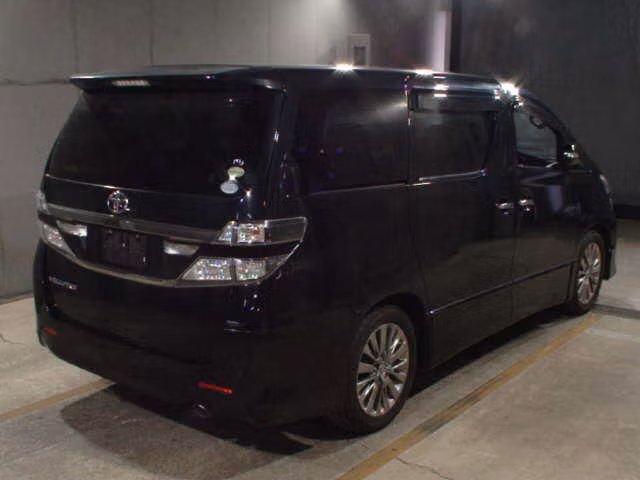 TOYOTA VELLFIRE