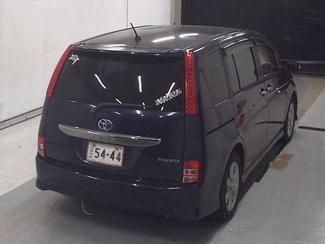 TOYOTA ISIS