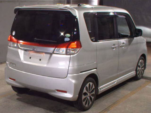 MITSUBISHI DELICA D:2
