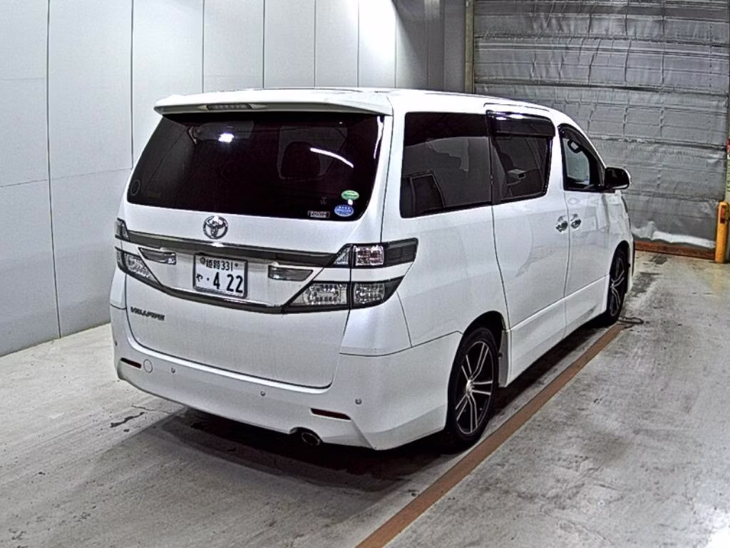 TOYOTA VELLFIRE