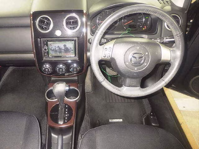 MAZDA VERISA