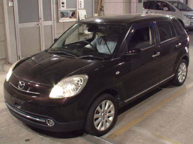 MAZDA VERISA