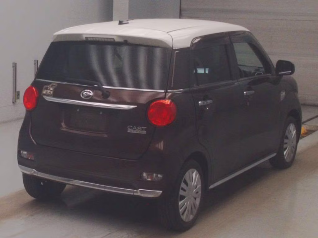DAIHATSU CAST