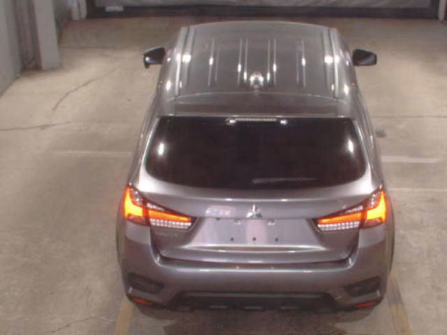 MITSUBISHI RVR