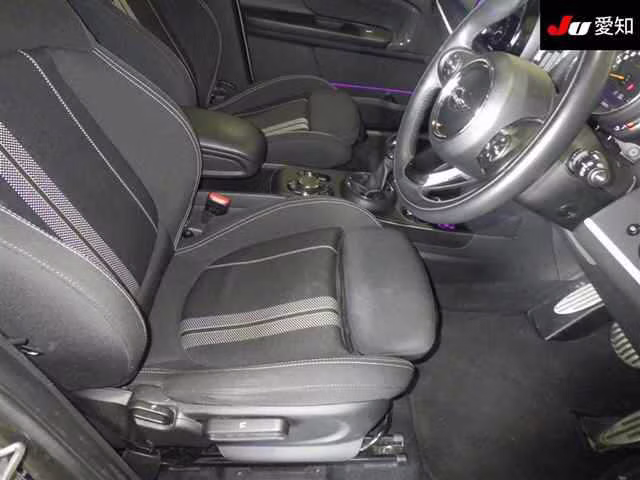 MINI CROSSOVER