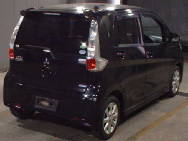 MITSUBISHI EK CUSTOM