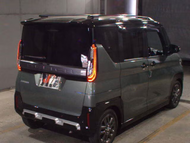 MITSUBISHI DELICA MINI