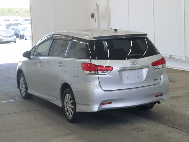 TOYOTA WISH