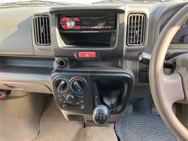 MITSUBISHI MINICAB