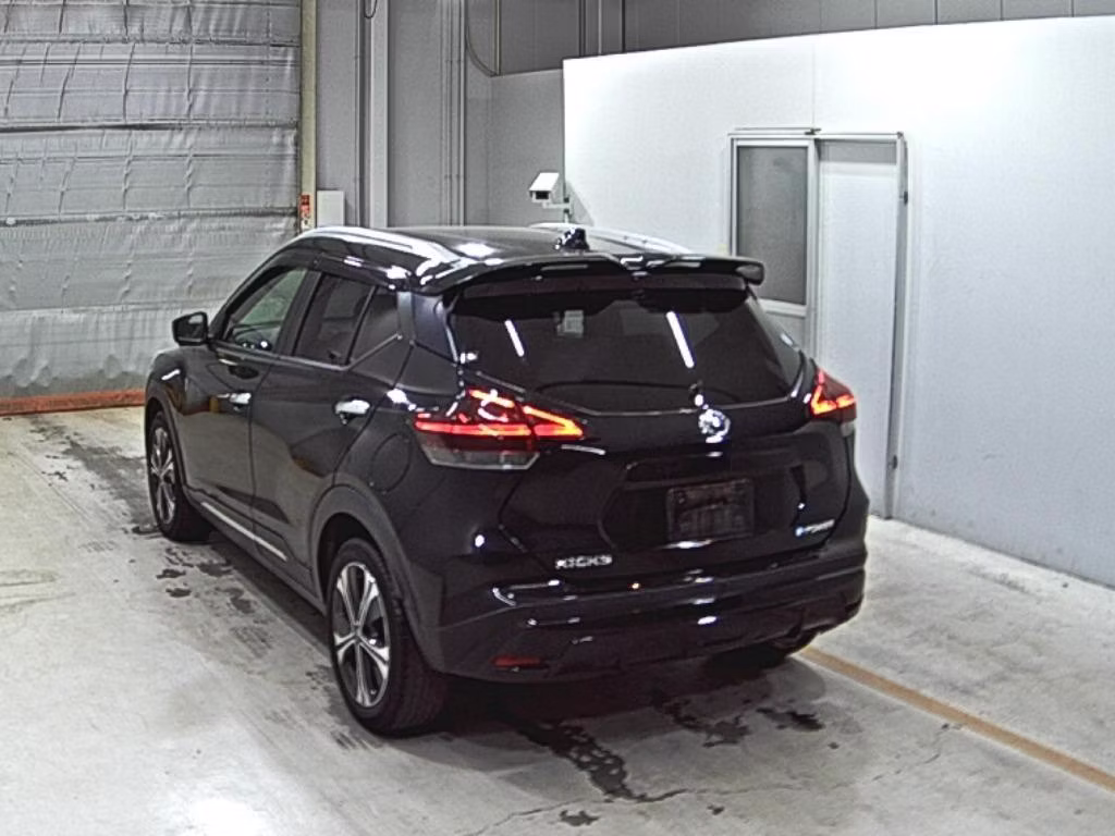 NISSAN KICKS