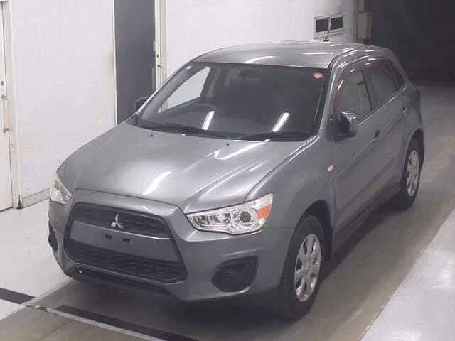 MITSUBISHI RVR